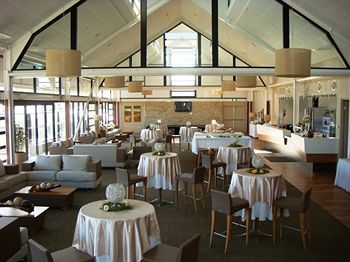 Caves Coastal Bar & 4*