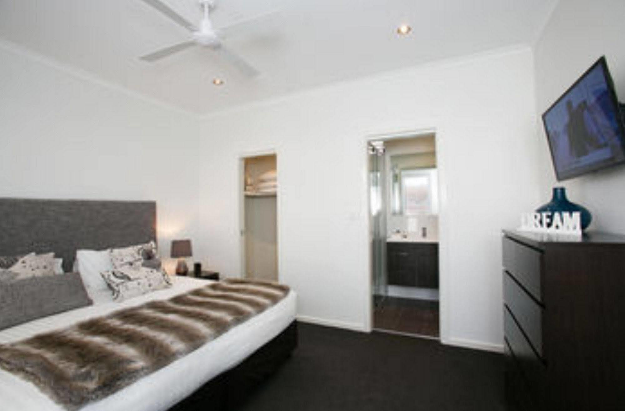 Hotel Caves Coastal Bar & 4*